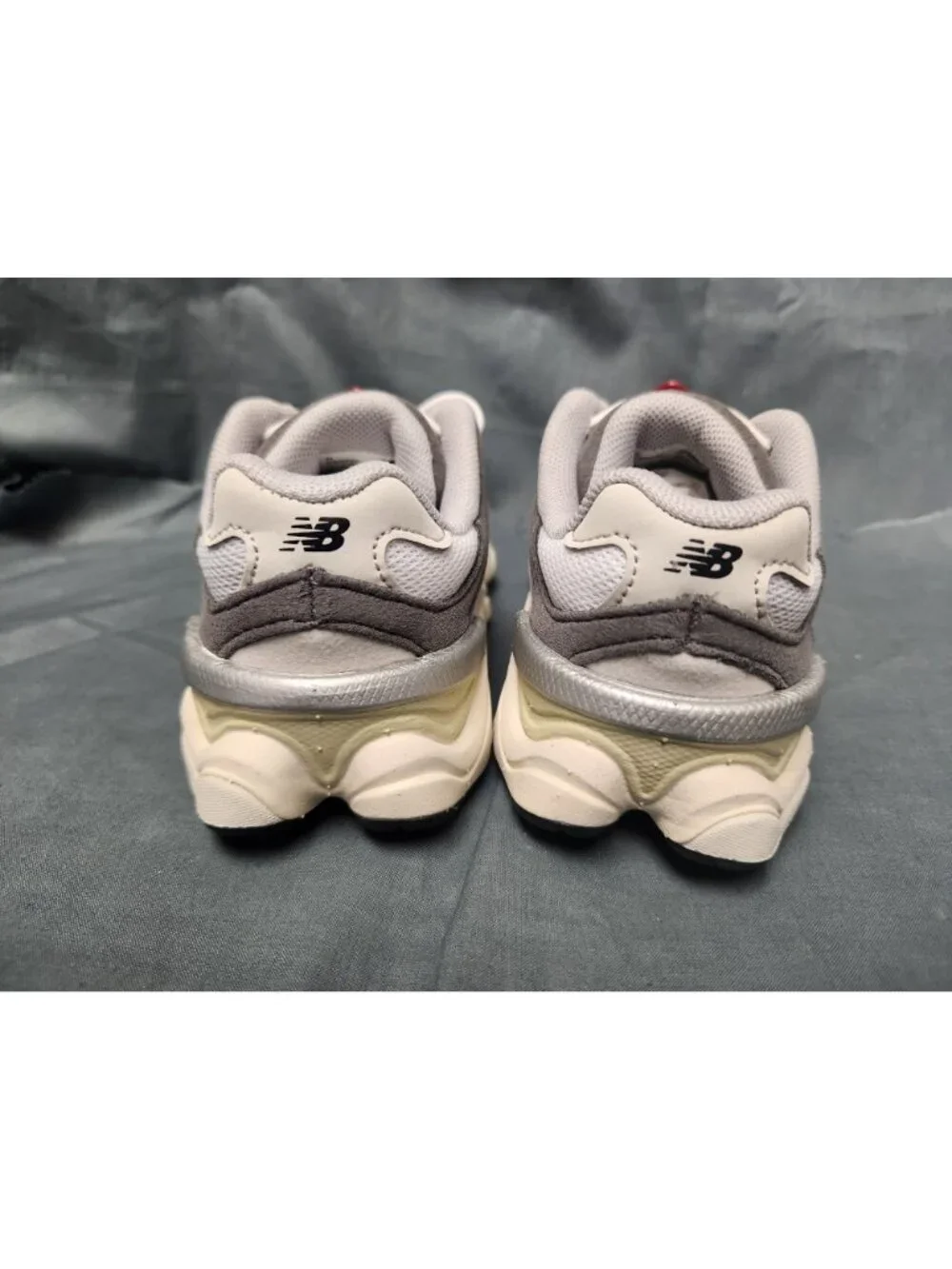 New Balance Toddlers 9060 Sneakers Slip On IV9060GY Grey Size 6 NEW NO BOX!